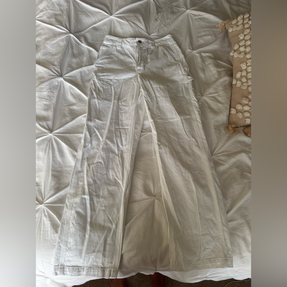 Aritzia White Straight Leg Cargo Jeans